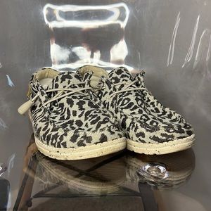 Hey Dude - Woven Cheetah Grey